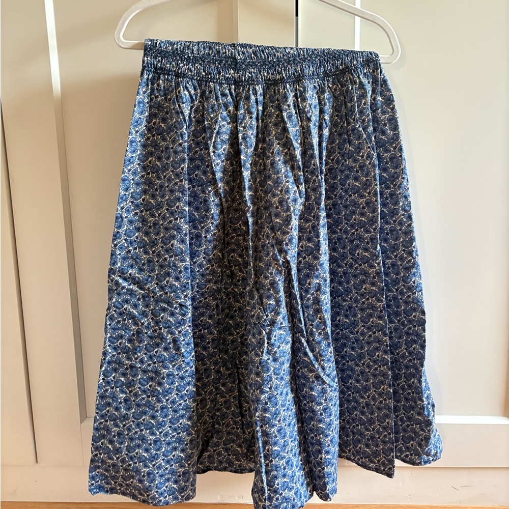 XS (S) LOFT brand Blue Maxi Skirt